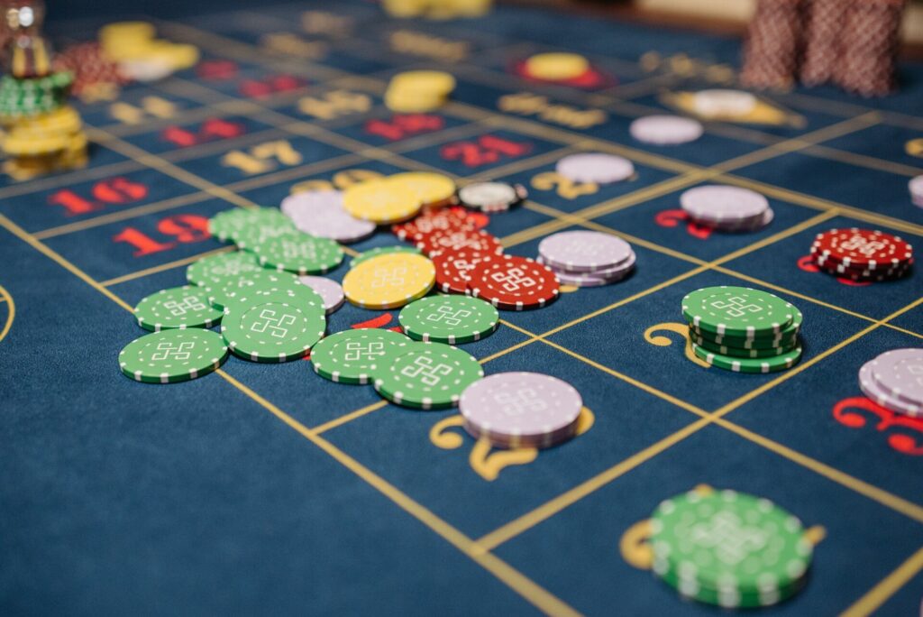 ¿Qué juegos se pueden encontrar en casinos en vivo?